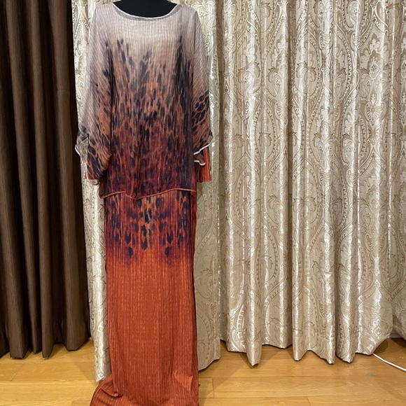 Long evening dress - Picture 4 of 16